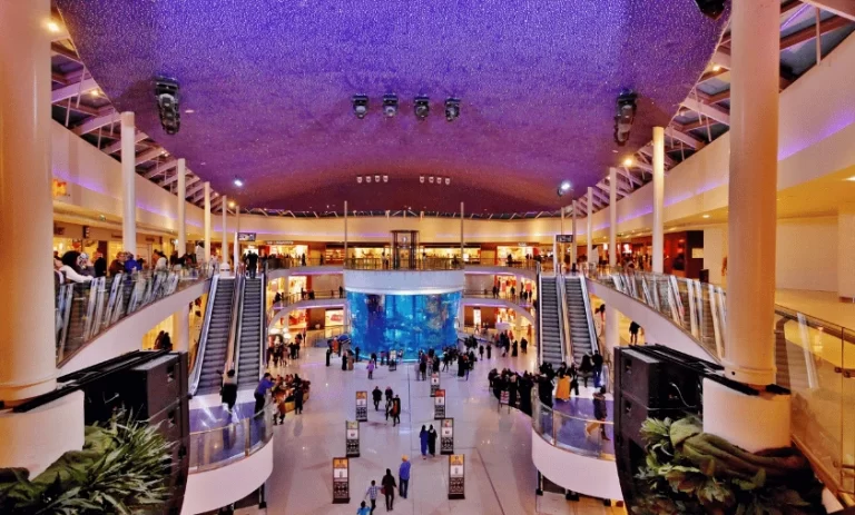 Shopping in Singapore